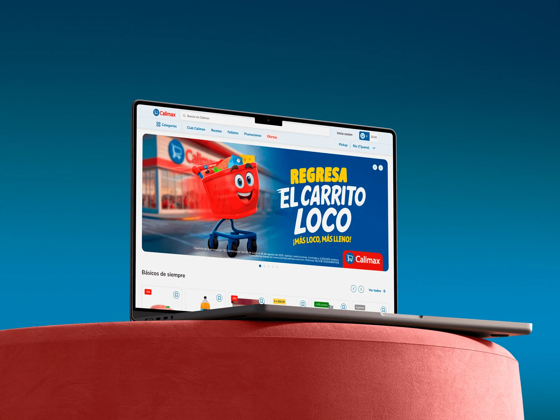 Sitio de e-commerce de Calimax mostrado en una laptop dentro de una composición azul y roja.